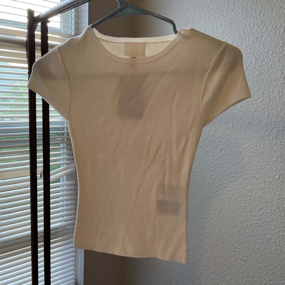 H&M Cream Fitted Cap Sleeve T-Shirt